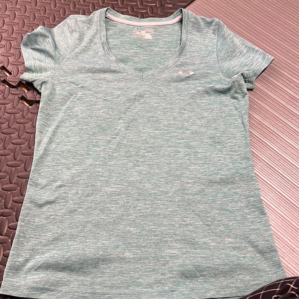 Light green top